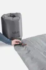 Rab Stratosphere 4 Sleep Mat – מזרן שטח מבודד לקמפינג, טרקים ולינת שטח בישראל